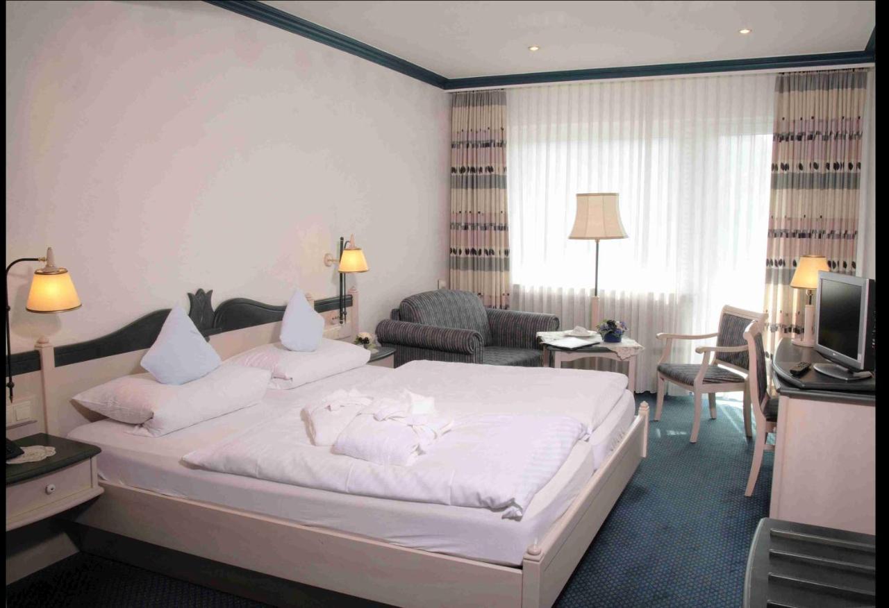 Wellnesshotel Buergerstuben Вилинген Екстериор снимка